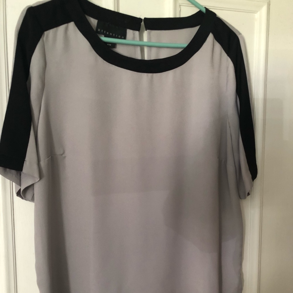 NWT Gray/black polyester blouse size medium